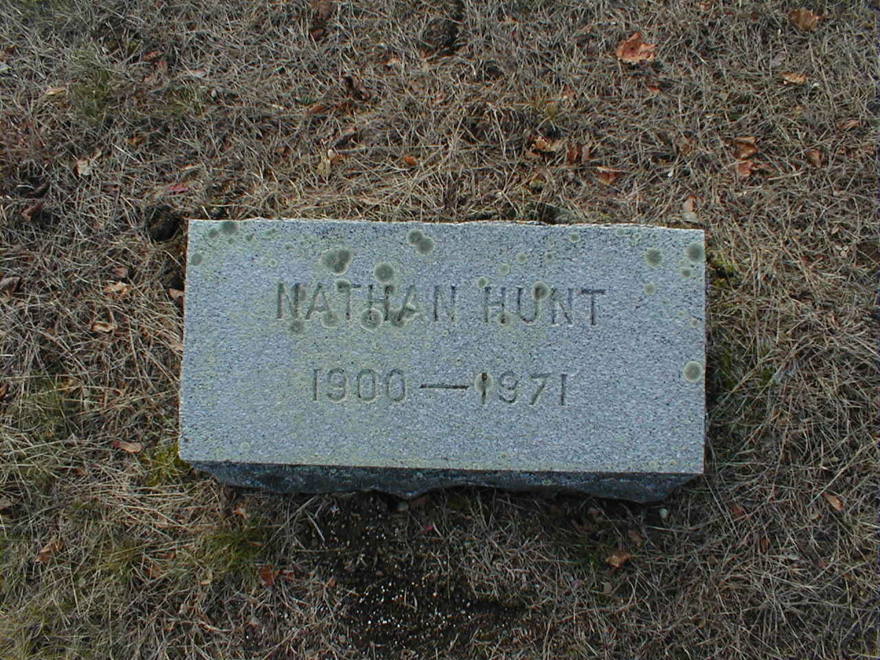 Nathan Hunt - footstone